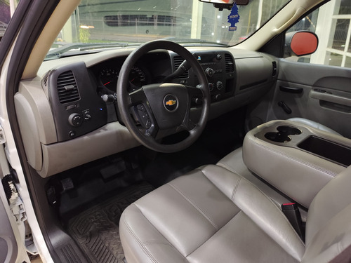 Chevrolet Silverado Ls