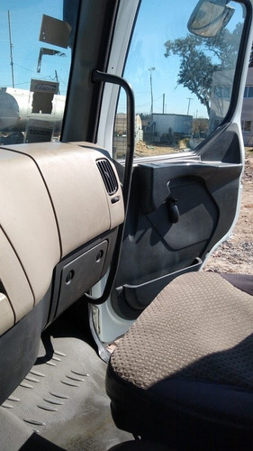 Imagen 6 de 10 de Renault 300dx