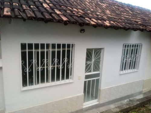 Imagem 10 de 14 de Casa 02 Quartos Em Condomínio Fechado No Letícia. - Ca00441 - 70821053
