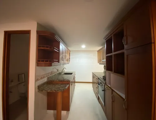 Apartamento En Arriendo En El Castillo. Cod A776131
