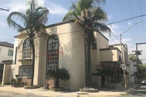 Imagen 1 de 14 de Casa En Venta En Contry Cerca A Paseo Las Americas