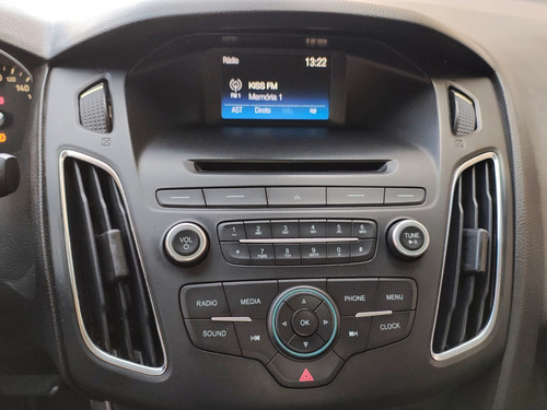 Ford Focus 2.0 SE FASTBACK 16V FLEX 4P POWERSHIFT