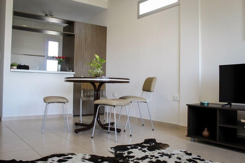 Imagen 4 de 8 de Monoambiente En Venta 57 E/ Dg 74 Y 17