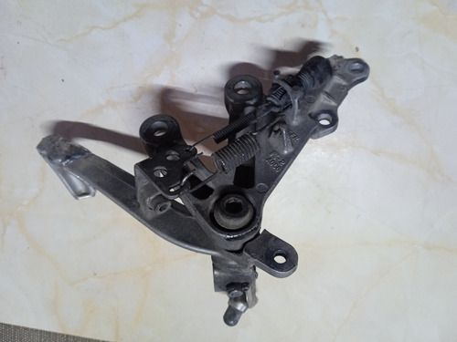 Gsxr600 01-03 Base Posapieder (pedal Freno Y Posapie Regalo) (Usado)