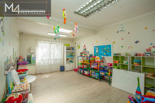 Casa En Tranquilo Barrio Con Excelentes Accesos 7dorm 4bañ
