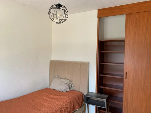 Casa Con Excelente Ubicación Y Mantenimiento Arf