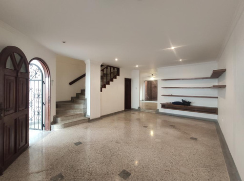 Casa En Venta En Cúcuta. Cod V27408