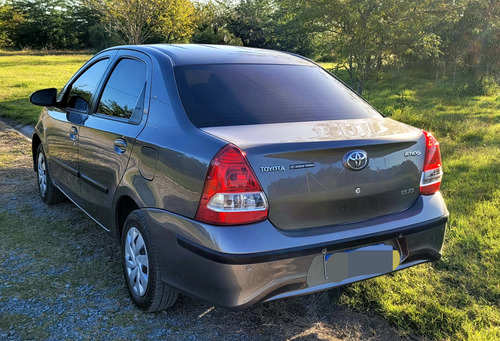 Toyota Etios 1.5 Sedan Xs