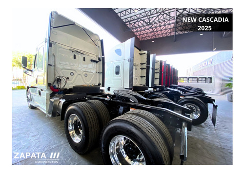 Tracto Cascadia Cam72 Dd13 505hp Freightliner Negro Em