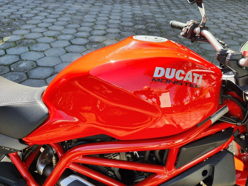 Ducati Monster 797