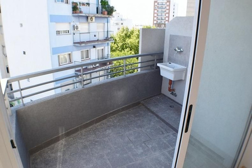 Imagen 4 de 12 de Departamento En Venta En Ramos Mejia Centro