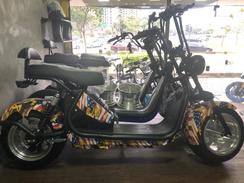 Imagem 9 de 12 de Scooter Elétrica