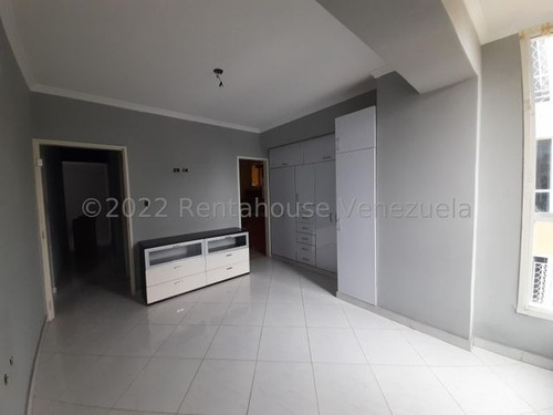 Imagen 11 de 20 de Apartamento En Venta Zona Centro De Maracay, 23-13616 Hc
