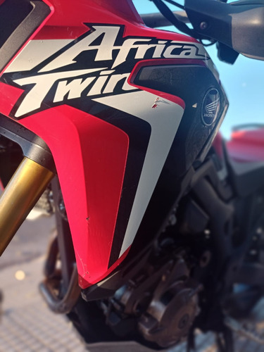 Honda Africa Twin At 1000 2017 Performance Bikes