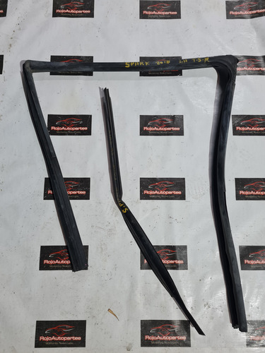 Hule Vidrio Puerta Trasera Izquierda Chevrolet Spark 18 (Usado)