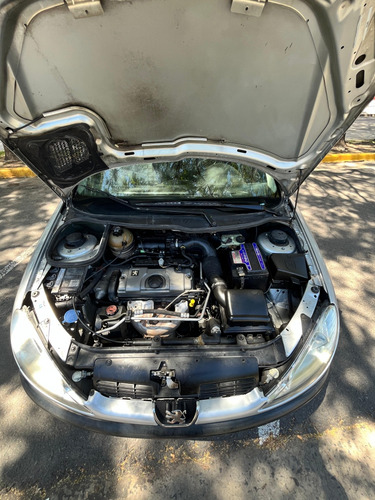 Peugeot 206 1.4 Xr Confort