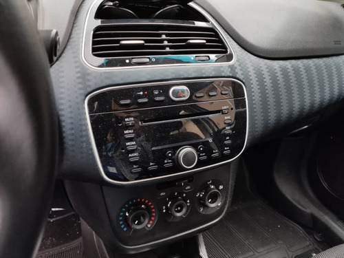 Imagem 14 de 14 de Fiat Punto Sporting 1.8 16v Dualogic Flex