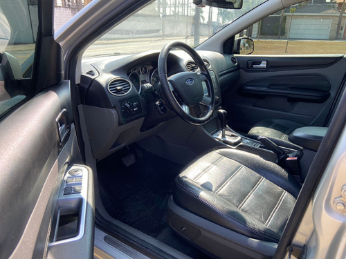 Ford Focus Focus Hatch Titanium 2.0 16V (Aut)