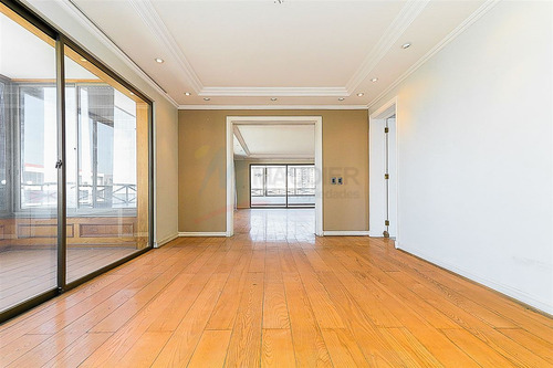 Departamento En Venta De 3 Dorm. En Las Condes