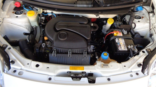 Imagem 6 de 23 de Fiat Palio Attrative 1.4 2016 Xaxim/sc