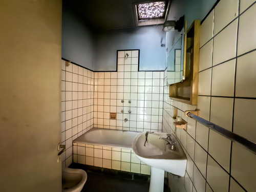 Reservada -casa Con Garage Y Patio A Refaccionar - Lanús Oeste