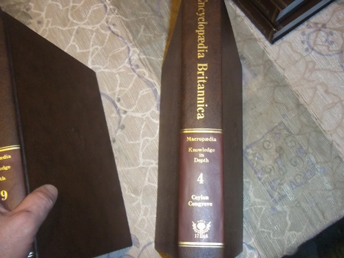 The New Enciclopedia Britannica Macropedia - Volumen 4