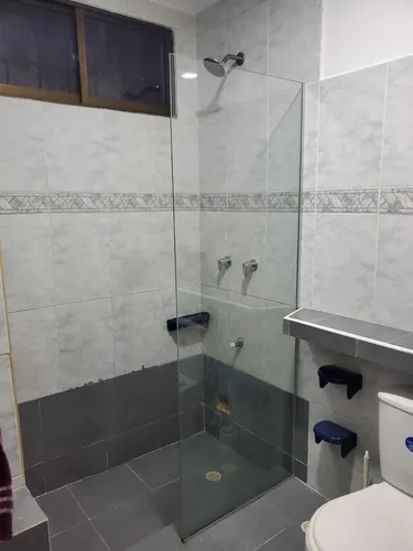 Alquilo Habitación Amplia Y Cómoda En Barranquilla