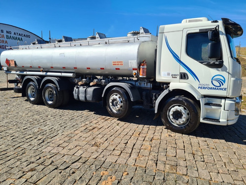 Imagem 4 de 9 de Vm 260 8x2 Bi-truck