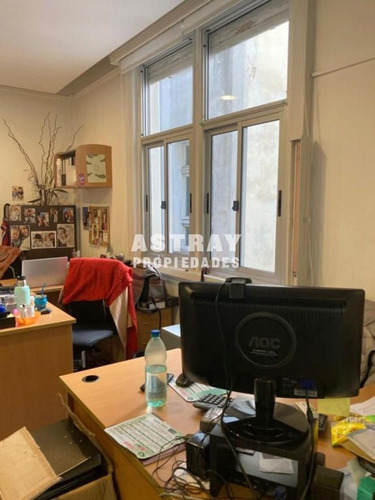 Imagen 8 de 15 de Apartamento En Alquiler De 6 Dormitorios En Centro (ref: Ast-2573)