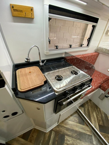 Camper Ag-240 Para Camionetas Doble Cabina