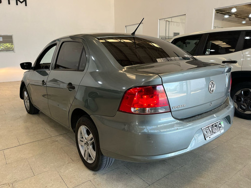 Volkswagen Voyage 1.6 Highline 101cv