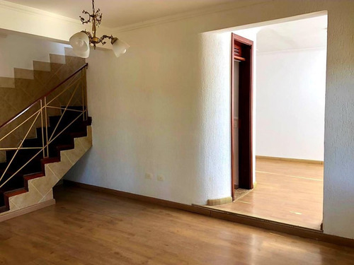 Imagem 10 de 15 de Casa Em Condomínio - Parque Residencial Itapeti - Sp - 672630