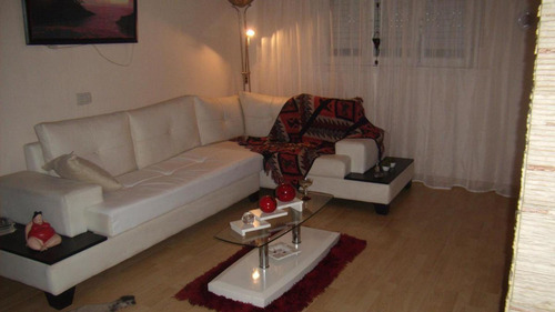 Imagen 3 de 9 de Casa Ph - 4 Ambientes - Servicios - Castelar Sur