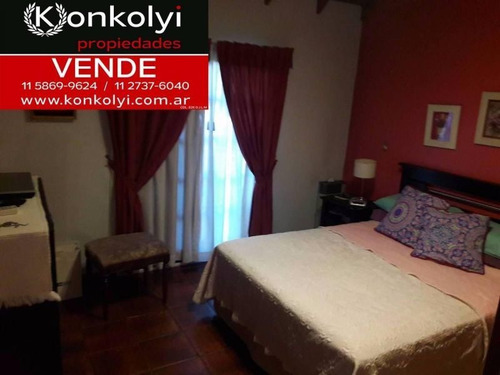 Triplex 4 Ambientes Apto Credito
