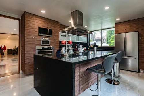 Residencia En Venta En Calle Cerrada En Tecamachalco