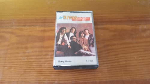 Los Kiwis  No Hay Chance Para Amar  Cassette Nuevo 