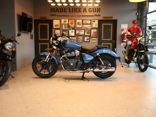 Royal Enfield Super Meteor 650 Astral Blue Reserva Hoy