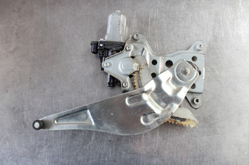 Motor Elevador Swift Tras Der 2010 83530-63j00 07-11 S3782 (Usado)