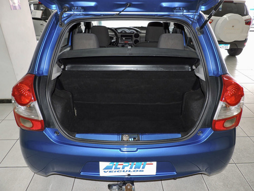Etios Xs 16v