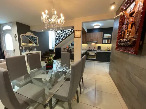 Casa En Venta En Villa Natty Residencial
