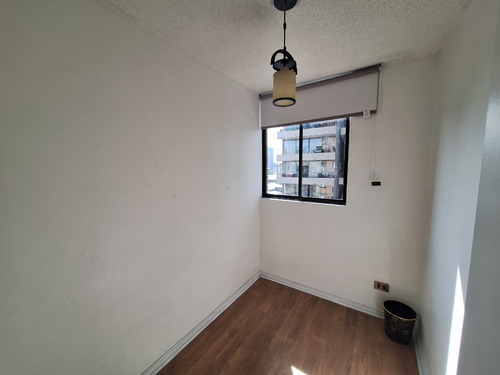 Excelente Depto. Piso 7 2d+db Av. Portugal. C. 41023