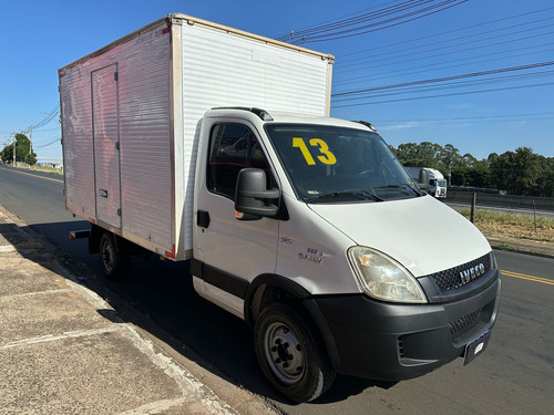 Iveco Daily 35s14 Bau 2013 Completa - Covelp Americana