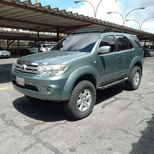 Toyota Fortuner 4x4