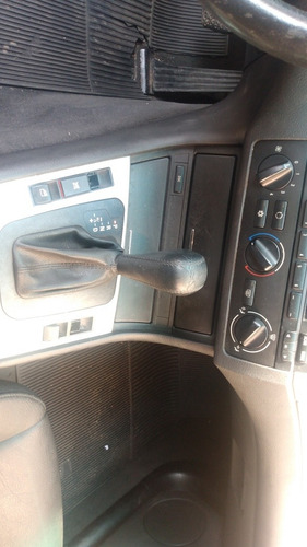 Bmw Serie 3 2.2 Aut Gas