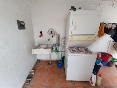 En Venta Casa En Centro Sur, Claustros Del Sur, Gran Ubicación, Oportunidad !