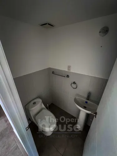 Apartamento En Renta En Zona 2 Edificio Baldone