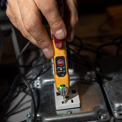 Tester De Voltaje Dual Sin Contacto Tipo Lápiz - Klein Tools