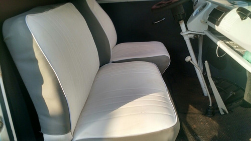 Imagem 6 de 15 de Volkswagen Kombi Corujinha