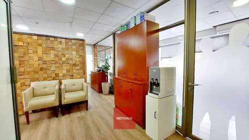 Nethaus Vende Of. Av. Apoquindo Metro Manquehue - Las Condes