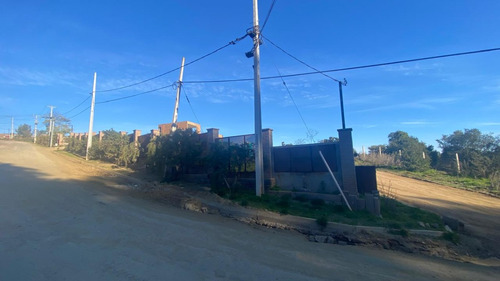 Venta De Terreno, Excelente Ubicación Sector Los Pinos!!